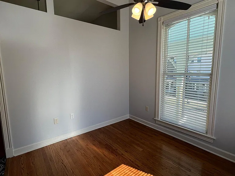 904 Scott St #1 — Photo 7