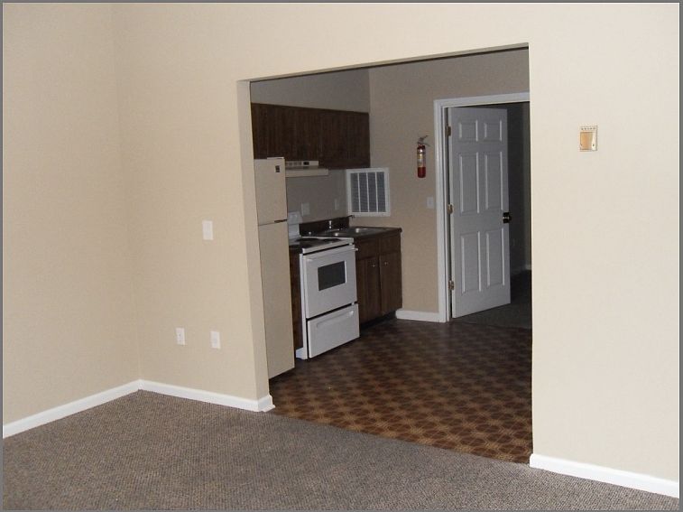 2nd image of 203 11th St N