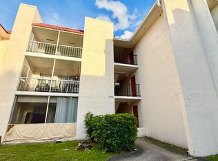 644 NW 13th St APT 36, Boca Raton, FL 33486