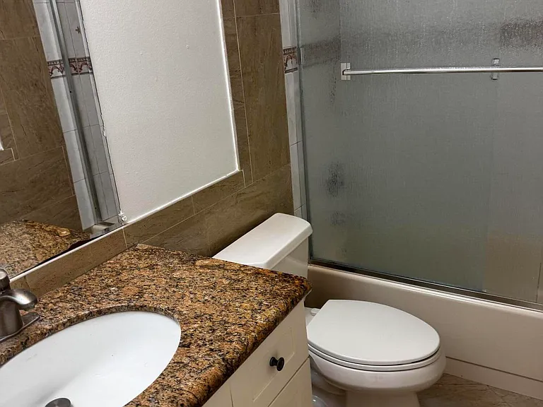 481 SW Voltair Ter — Photo 9
