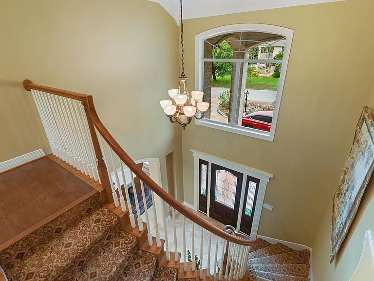 215 Tellus St — Photo 14