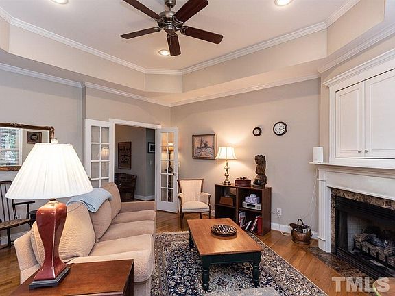 4th image of 112 Peppertree Dr