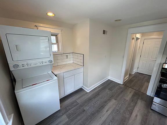 5th image of 6 Lincoln Ave Floor 2