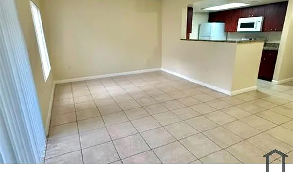 1 bed, 837 sqft, $1,750 — Photo 2