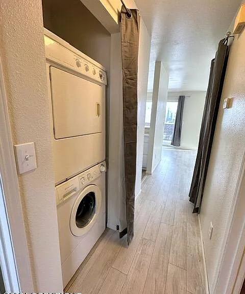 WASHER AND DRYER IN UNIT