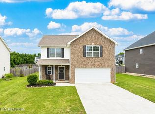 1524 Indigo Dr, Maryville, TN 37803
