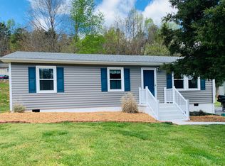 2613 Springwood Rd, Fincastle, VA 24090