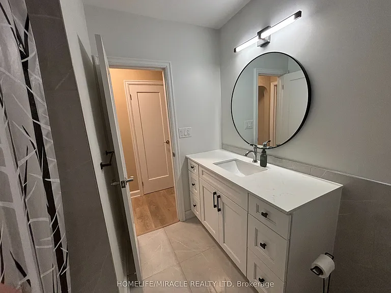 54 Hawman Ave #UPPER FLOOR — Photo 13