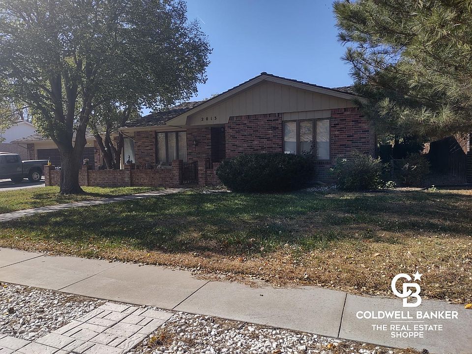 1st image of 2013 N Henderson Dr