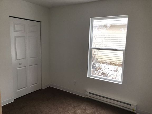 4th image of 2318 N Dearborn St