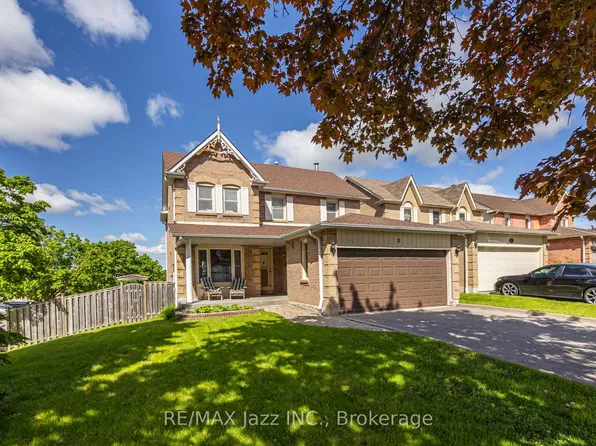 2 Coomer Cres, Ajax, ON L1T 3B6