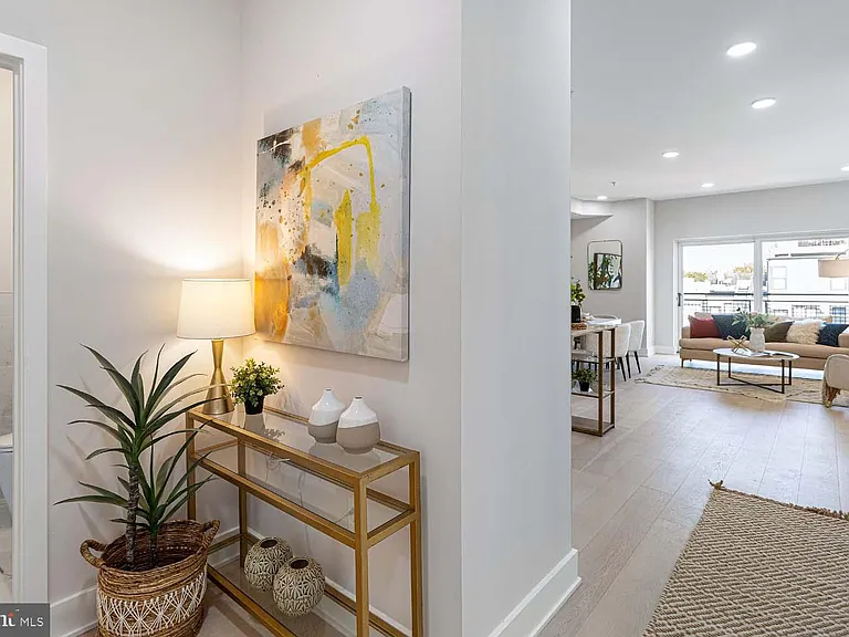 1516 E Capitol St NE #1 — Photo 13
