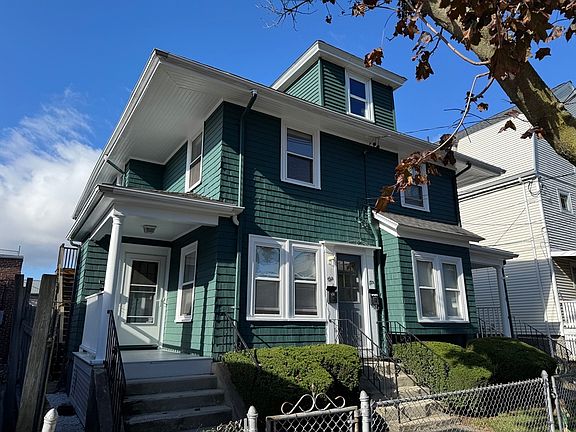 3rd image of 17-19 Pierce St