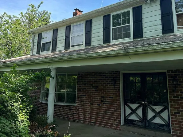 1512 Cedar Hill Rd, Lower Gwynedd, PA 19002