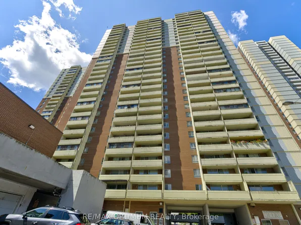 5 Massey Sq Unit 2110, Toronto, ON M4C 5L6