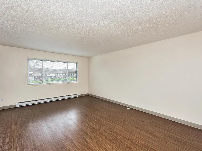 Royal Greens Apartments — Photo 16