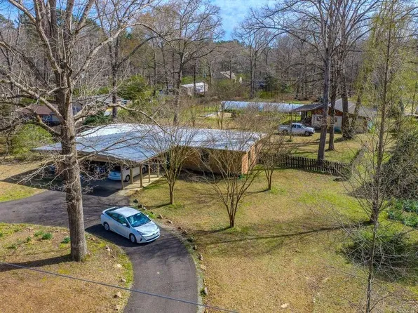 8203 Olive Hill Dr, Mabelvale, AR 72103