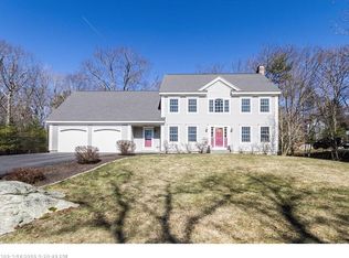 19 Country Ln, Portland, ME 04103
