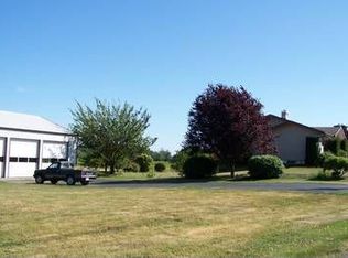 8004 Flynn Rd, Lynden, WA 98264