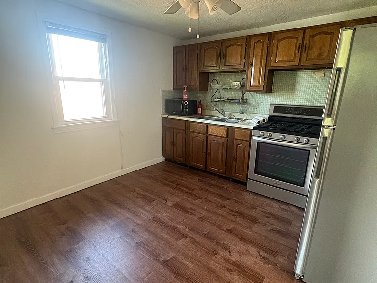 314 Tremont Ave #2 — Photo 3