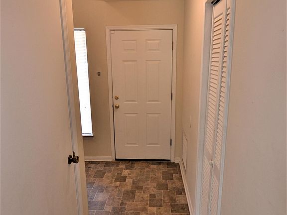 3rd image of 11663 Tanager Dr
