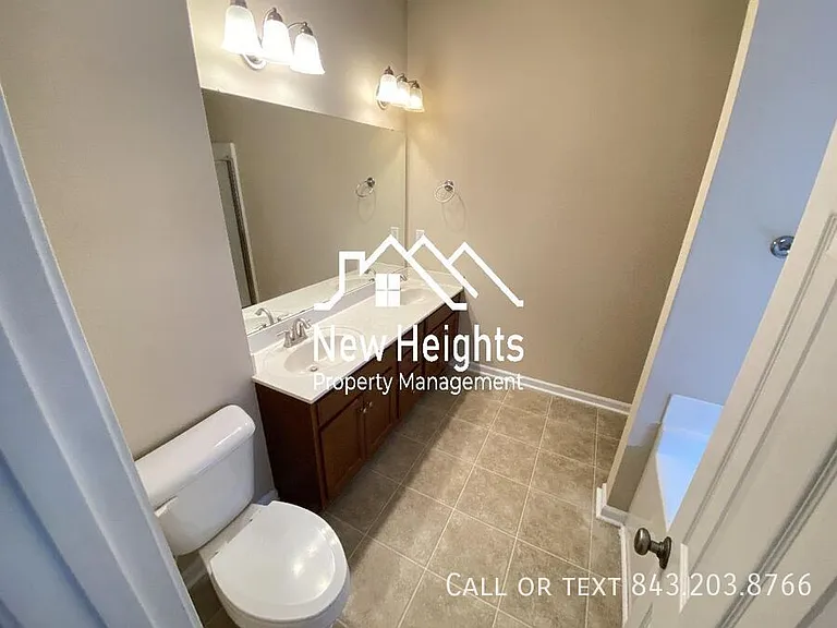 8207 Ronda Dr — Photo 23