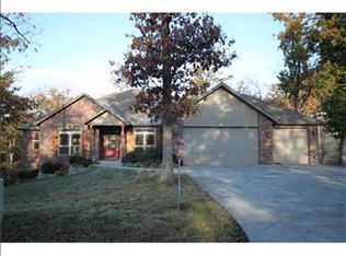 18 Sidebottom Ln, Bella Vista, AR 72714