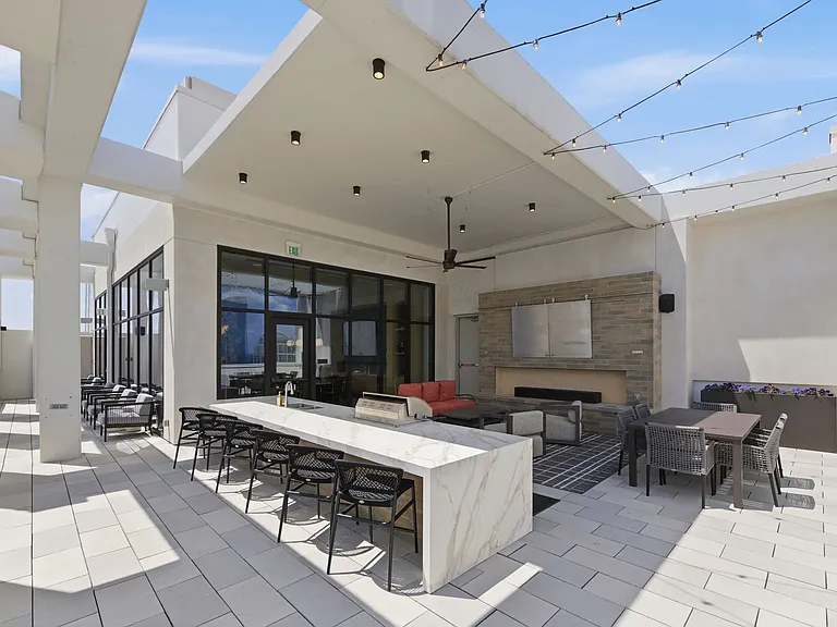 930 Commerce St #501 — Photo 43