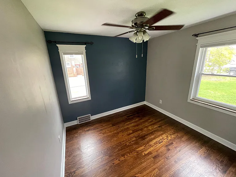 946 Pinecrest Dr — Photo 27