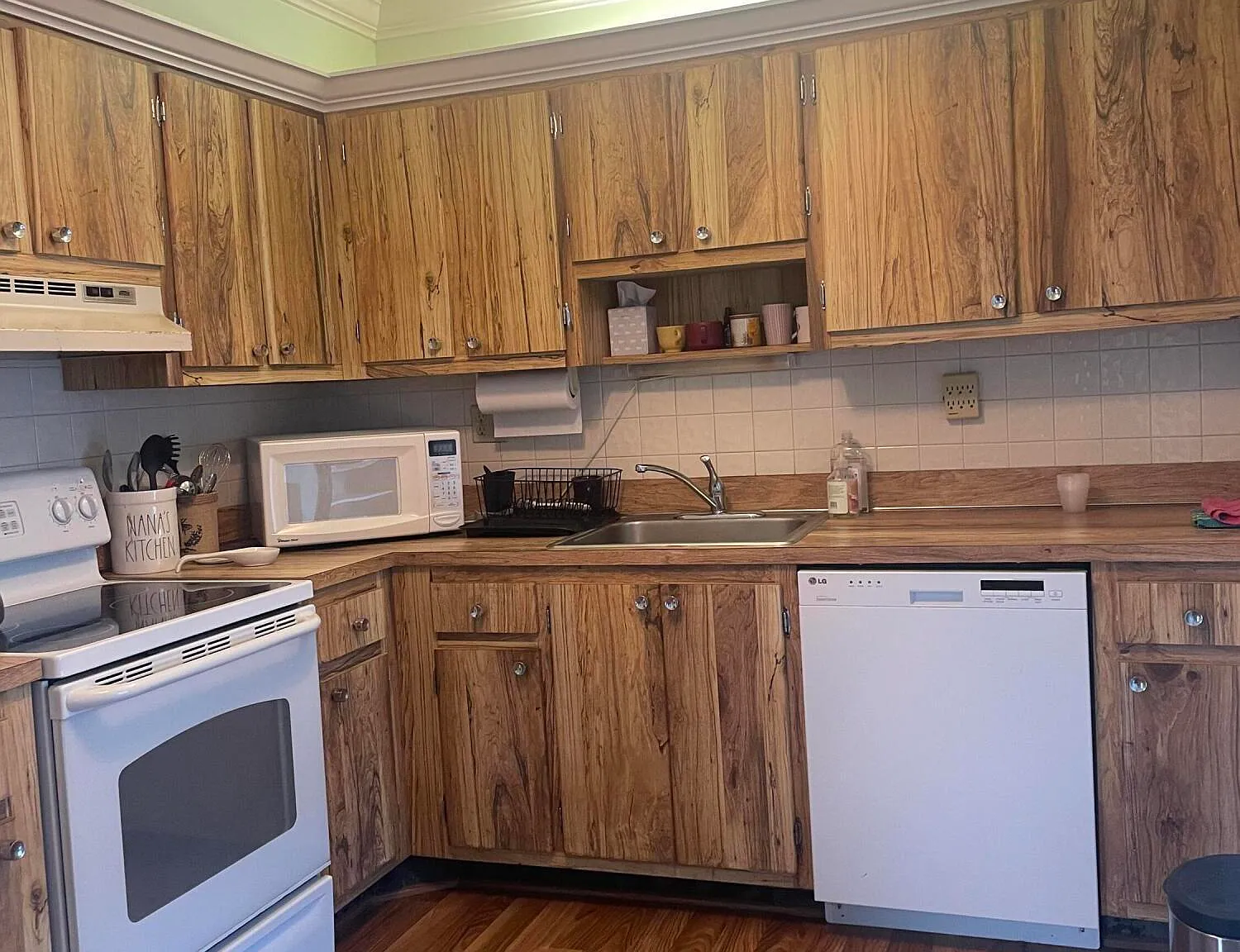 2 bed, 2.0 bath, 1044 sqft, $1,600 — Photo 1