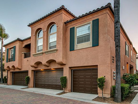 3rd image of 11947 Miro Cir