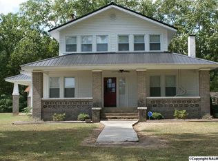 2372 Tabor Rd, Gadsden, AL 35904