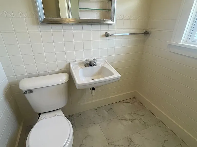 306 Dawes St — Photo 8