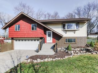 1514 Bates Ln, Schaumburg, IL