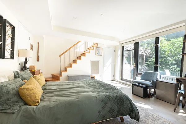 Rented by Corcoran | media 29