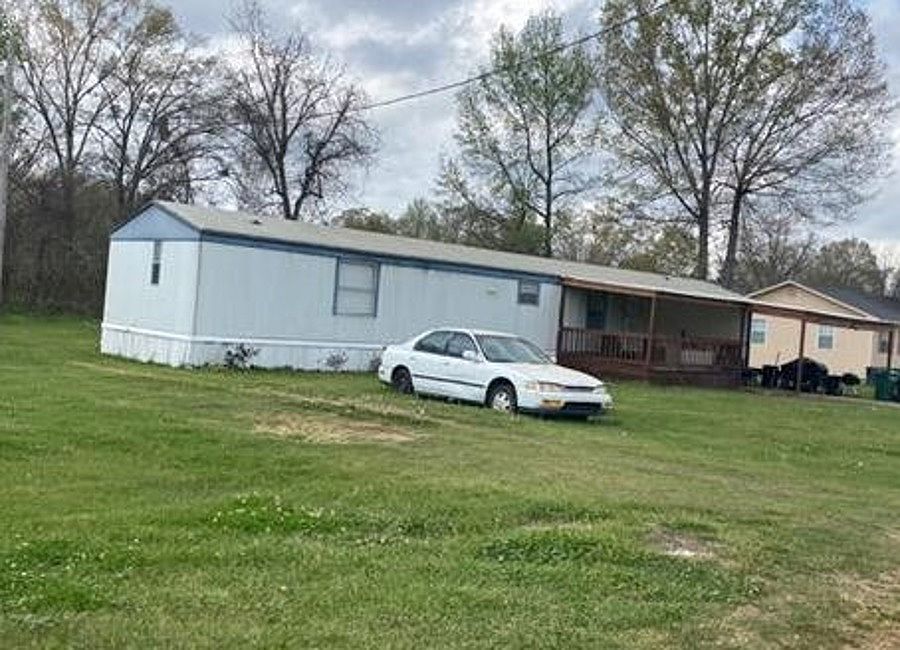 533 Church St, Fayette, MS 39069 | Zillow