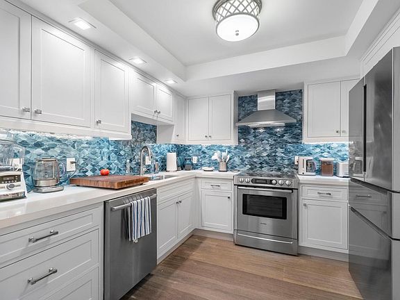 4th image of 100 Worth Ave APT 408