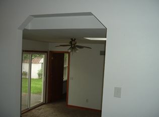 2915 N Michigan Ave, Davenport, IA 52804