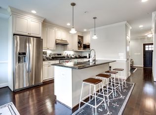 220 16th St SE, Washington, DC 20003