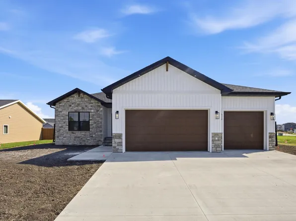 3178 Archer Pl S, Fargo, ND 58104