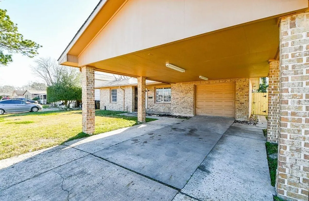 Building Photo - 5510 Ricky St