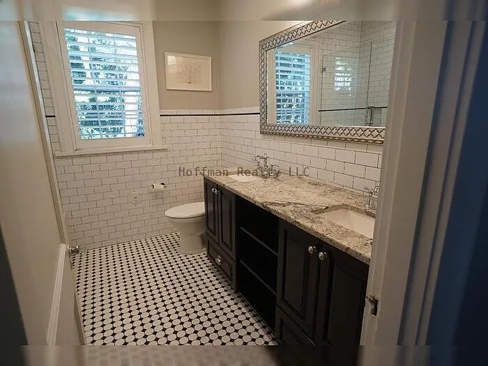 4108 W Azeele St — Photo 12
