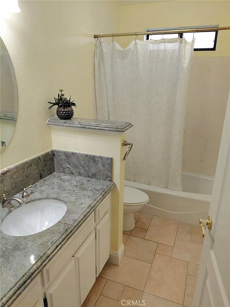 3 bed, 1623 sqft, $2,400 — Photo 4