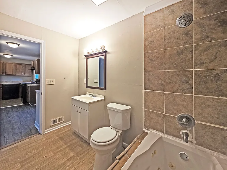 2332 Baywood Dr SE — Photo 17