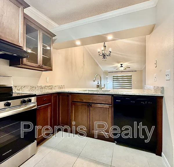 1271 Powderpuff Dr — Photo 8