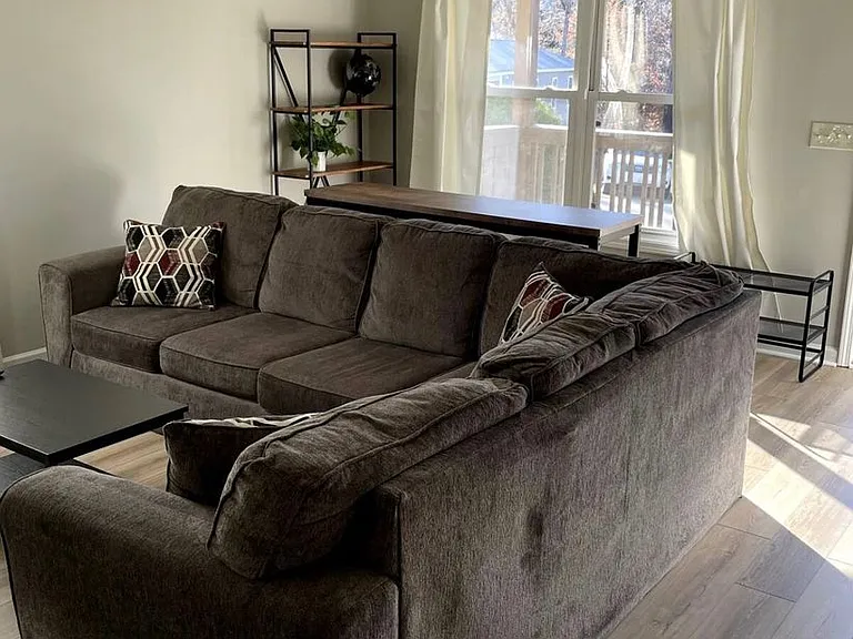 227 Stephens Rd — Photo 2