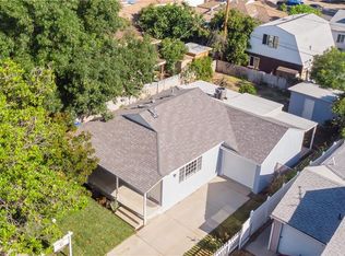 19037 Hartland St, Reseda, CA 91335