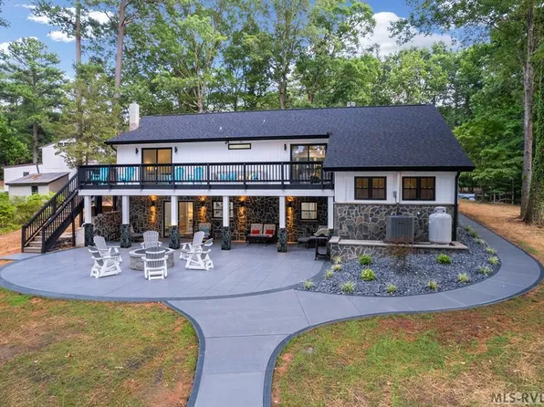 108 W Oak Grove Trl, Henrico, NC 27842