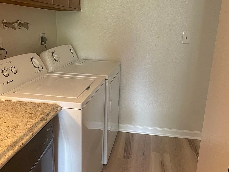 7275 S Xenia Cir #B — Photo 6