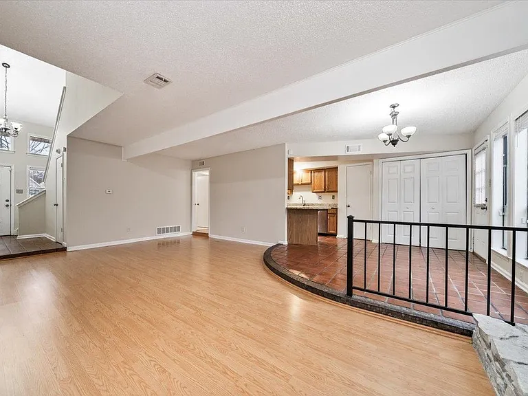 9281 Fletcher Trace Pkwy — Photo 11